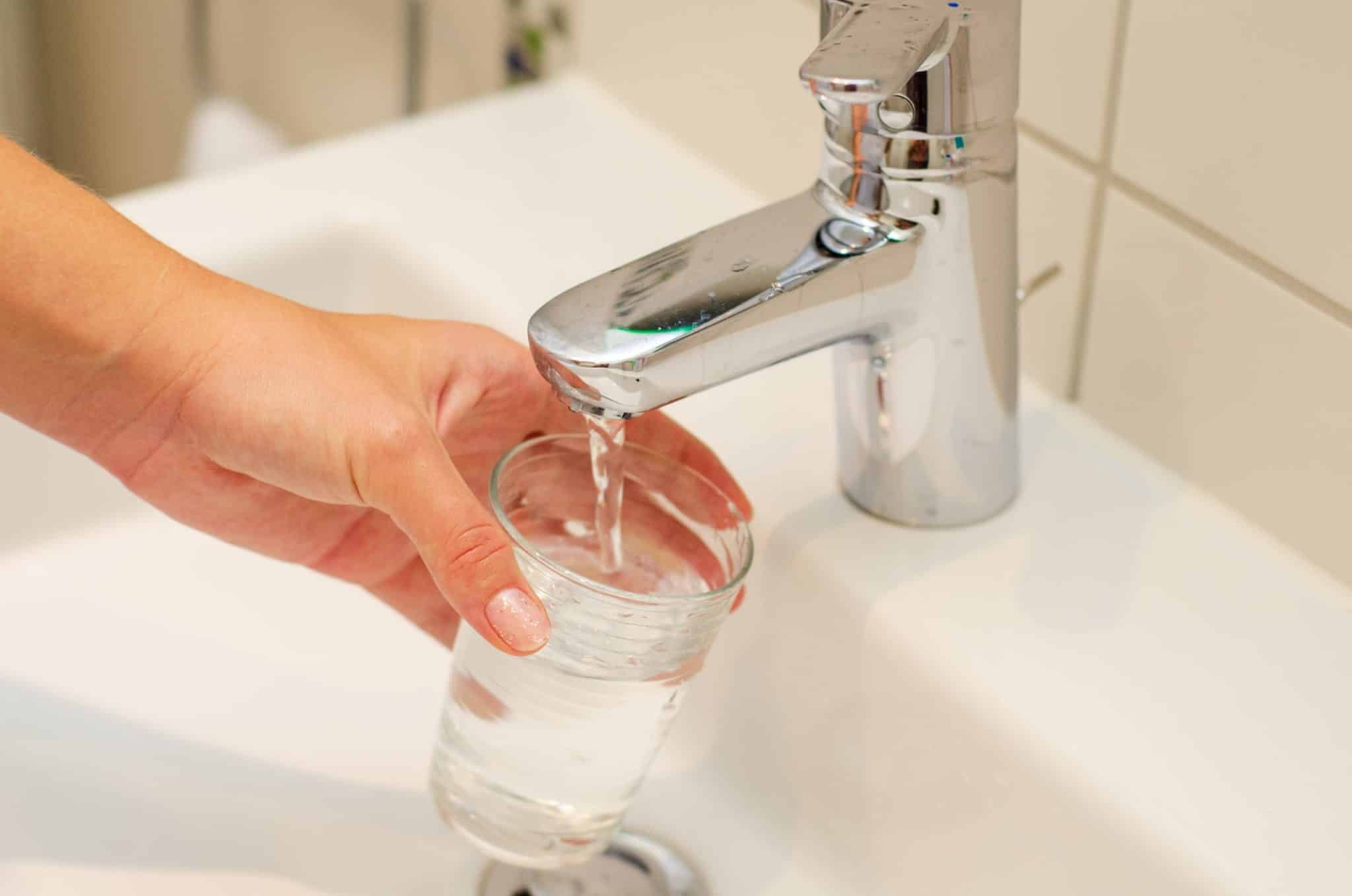7 Ways To Test The Safety Of Your Drinking Water