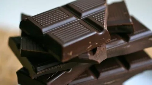 Dark chocolate is an effective weight gainer high in calories