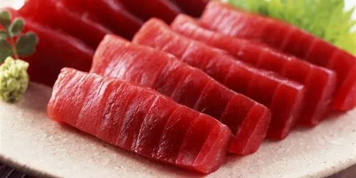 In addition to supporting weight gain, tuna also brings many health benefits