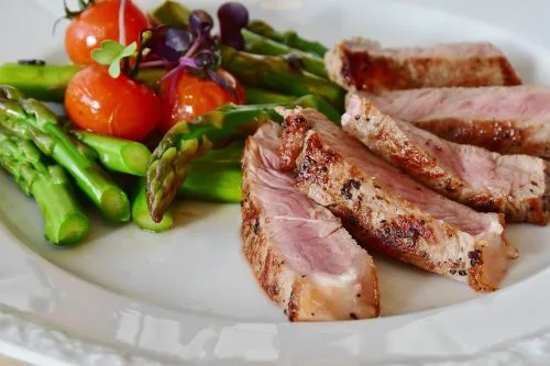 The environmental and health benefits of forgoing red meat